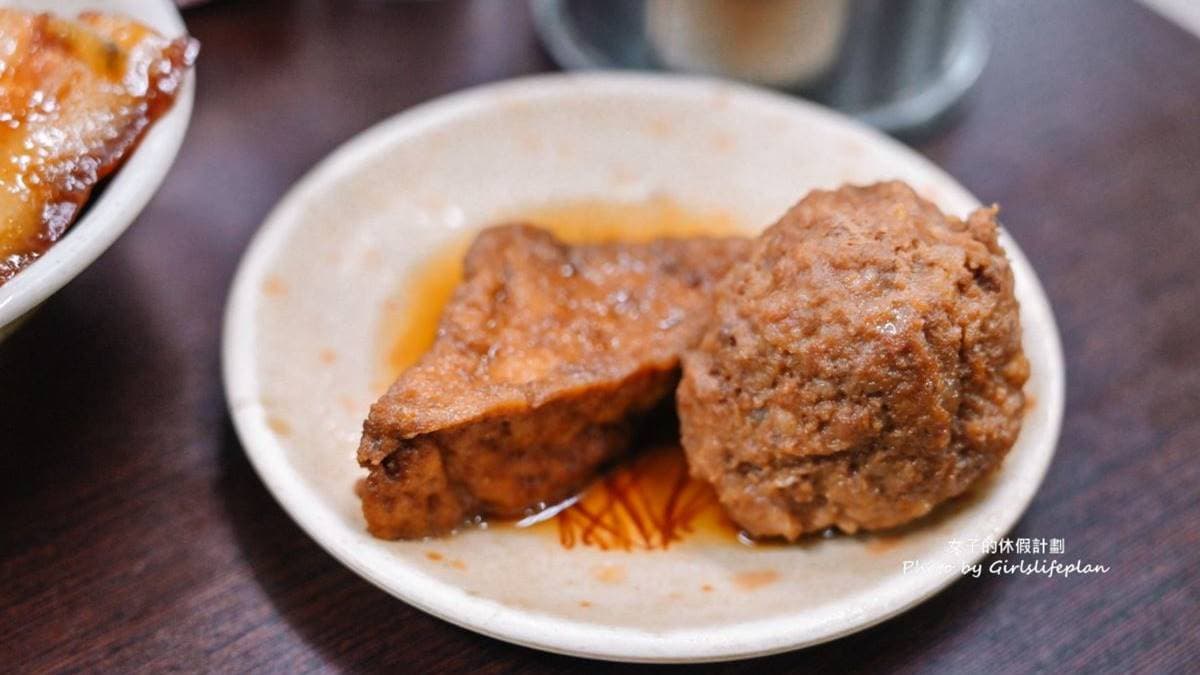豆腐滷得很入味，獅子頭也是好吃無雷！（圖片來源：女子的休假計劃）