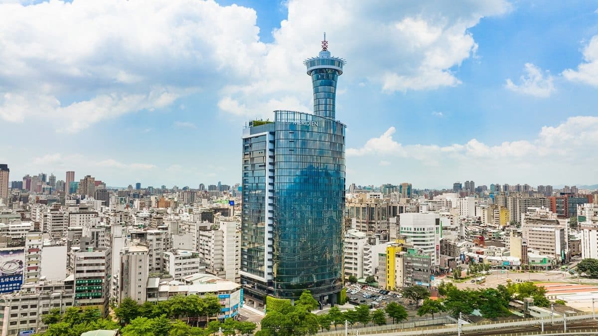全台3家飯店「住1晚送1晚」!一次爽住2家萬豪酒店,每人每晚最低1500元 全台3家飯店「住1晚送1晚」!一次爽住2家萬豪酒店,每人每晚最低1500元
