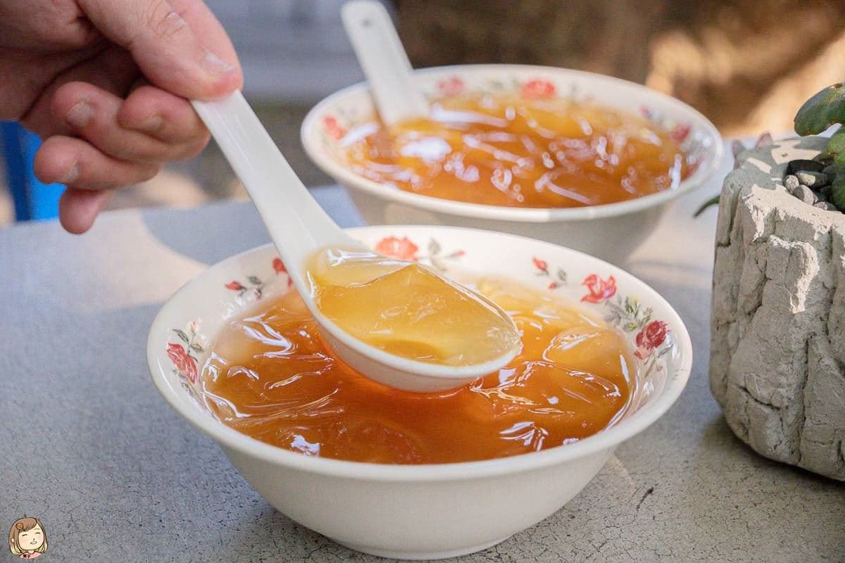 台中眷村一日遊!逛市集吃5打卡美食:超萌消波塊雞蛋糕、市場排隊蔥油餅 台中眷村一日遊!逛市集吃5打卡美食:超萌消波塊雞蛋糕、市場排隊蔥油餅