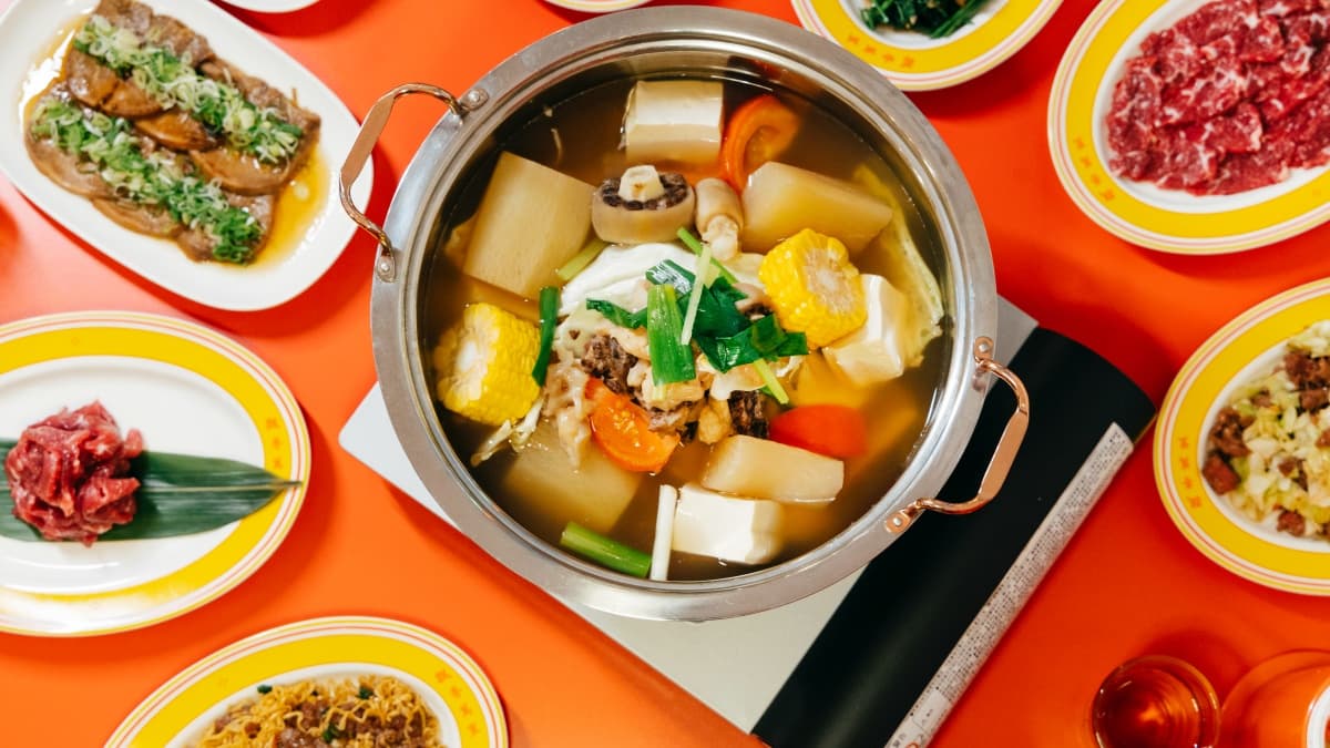 【新開店】正宗台南味來了！IG暴紅「民生輝」在東區，爽嗑３種等級溫體牛、台式熱炒