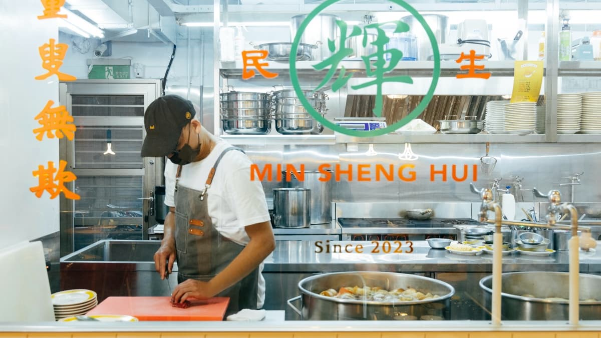 透明窗檯可一窺廚房。（圖片提供：民生輝）