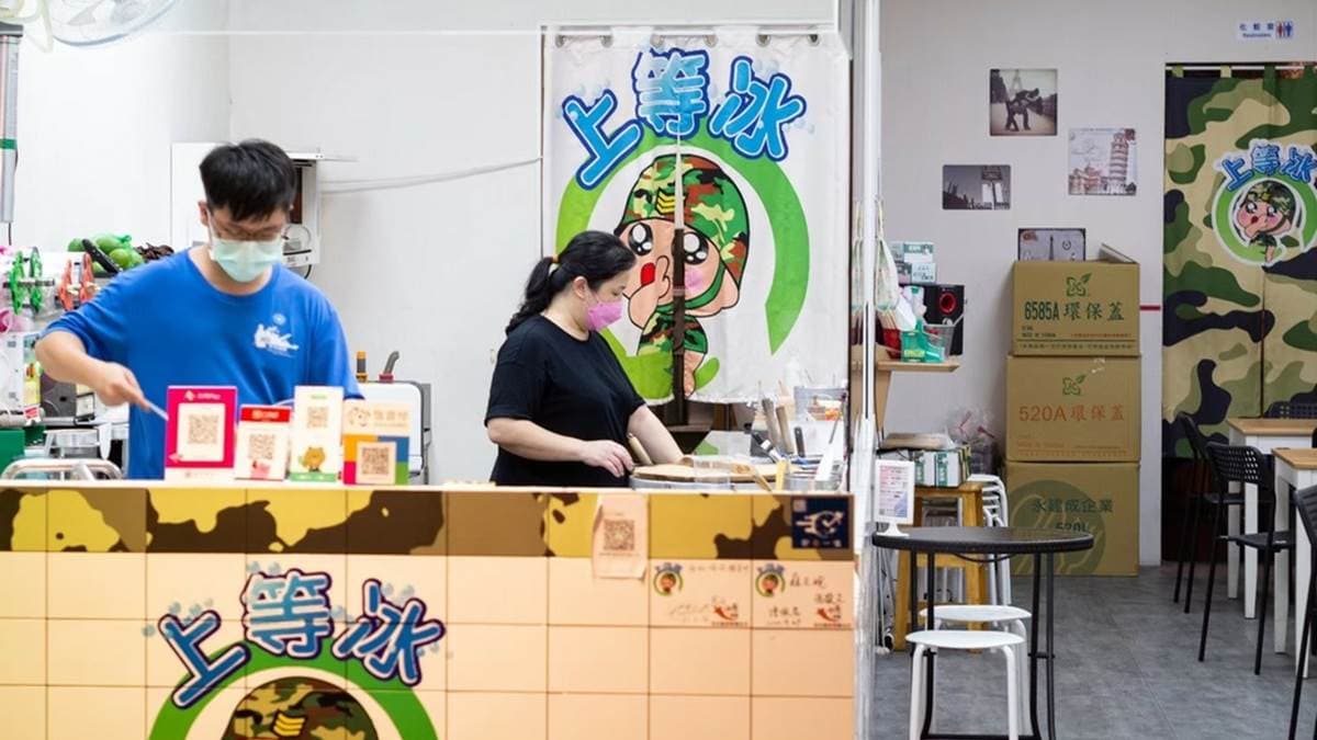 店家藏身在中原夜市的巷弄內，是附近大學生的口袋名單。（圖片來源：冠婷生活趣）