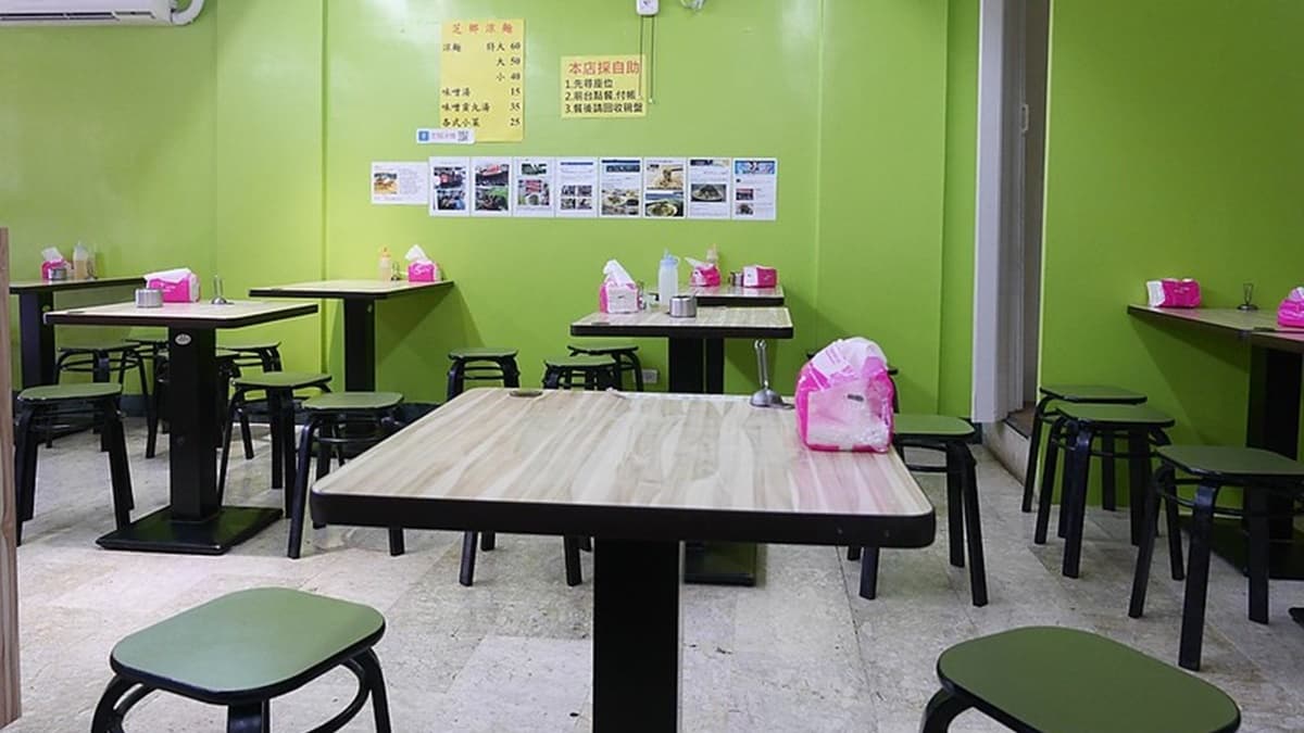 用餐區整體乾淨舒適。（圖片來源：MARUKO與美食有個約會）