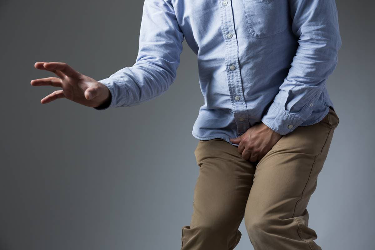 開會前你會先上廁所？憋尿引起大腦「這反應」，科學家發現：有意想不到好處