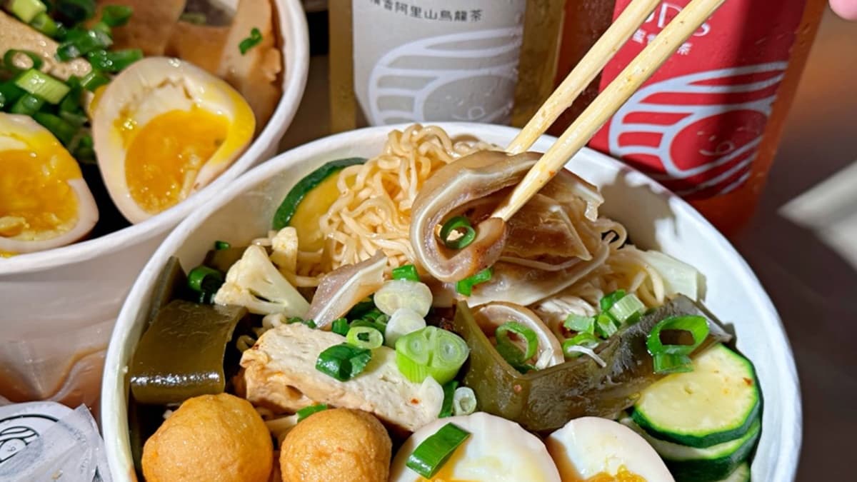 豬耳朵滷得相當透徹，吃起來非常有Ｑ度與嚼勁。（圖片來源：愛麗絲的美食日記）