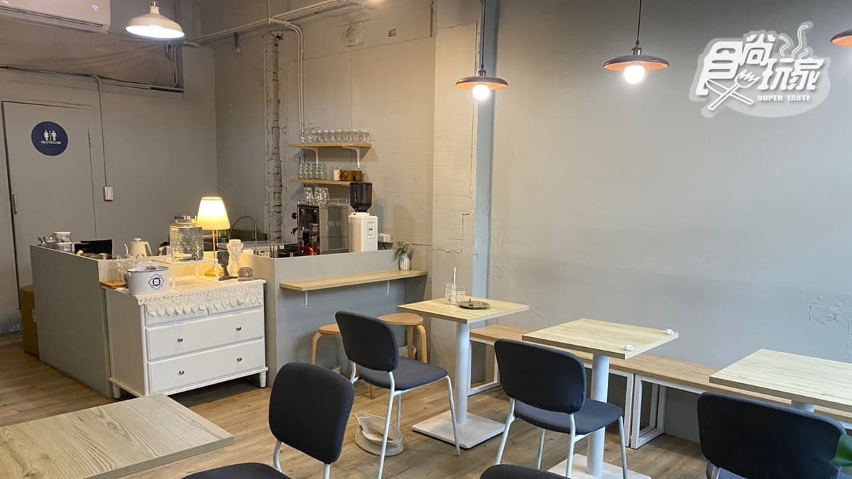 工作室樓上還有用餐區，供顧客享用甜點。