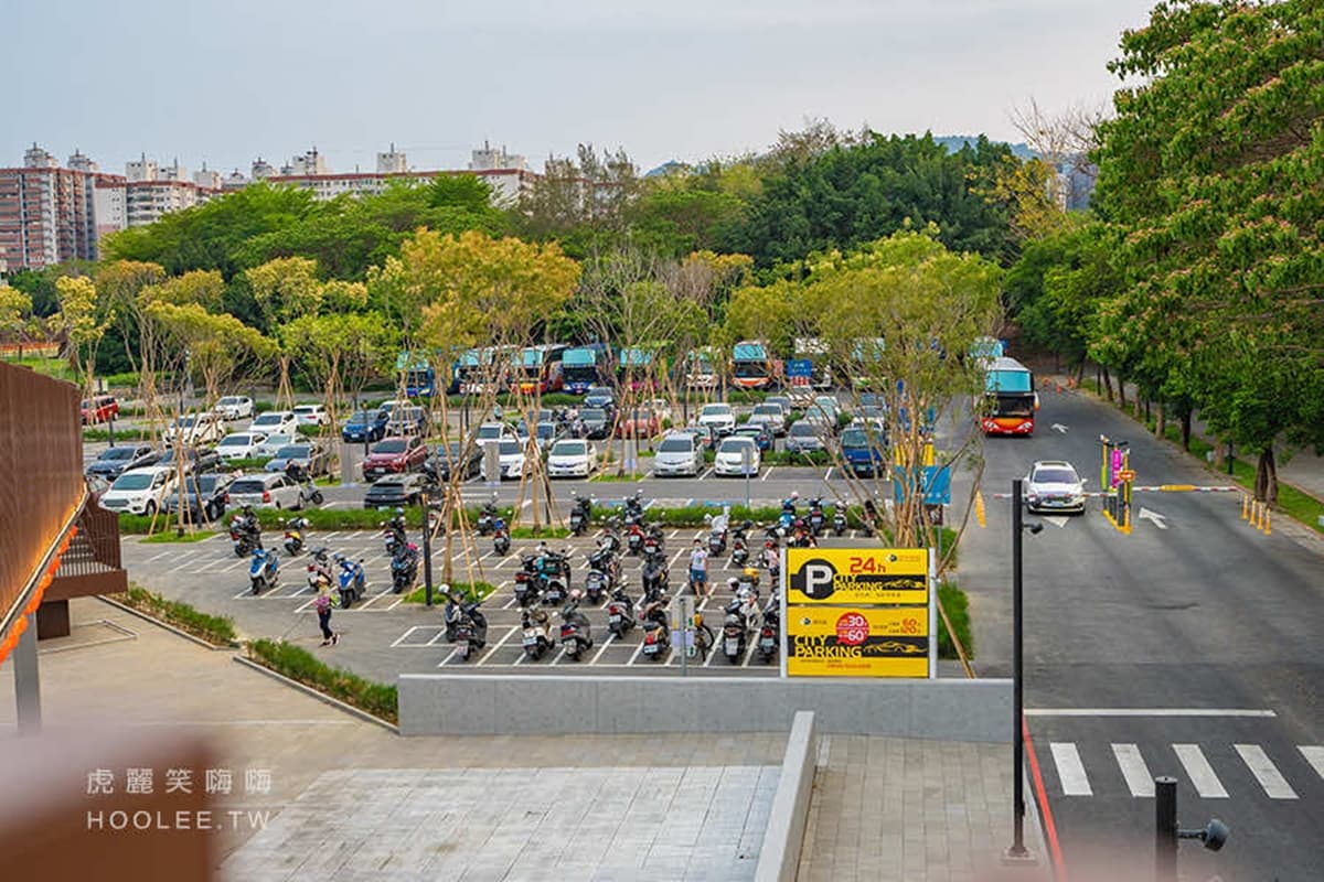 高雄人快朝聖!登全新「景觀步道」遠眺蓮池潭、龍虎塔,浪漫夕照免費拍到飽 高雄人快朝聖!登全新「景觀步道」遠眺蓮池潭、龍虎塔,浪漫夕照免費拍到飽
