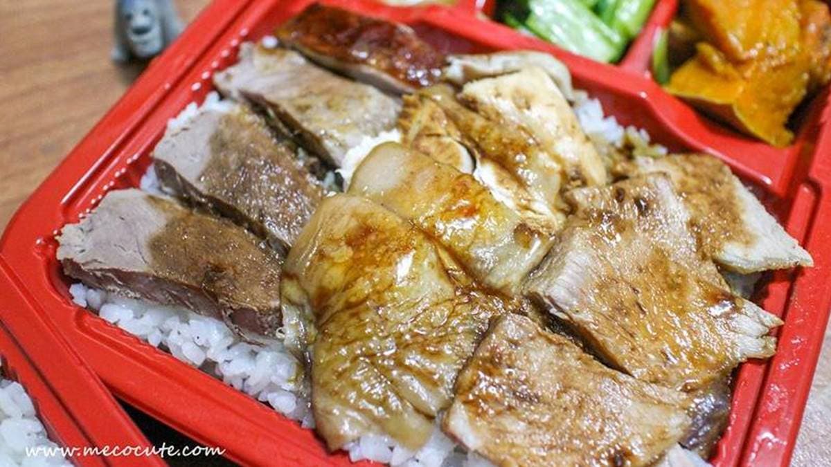 三寶飯一次能吃到３種肉，鴨肉的仙子醬甜甜的，入口就感到驚豔。（圖片來源：陳小可的吃喝玩樂）