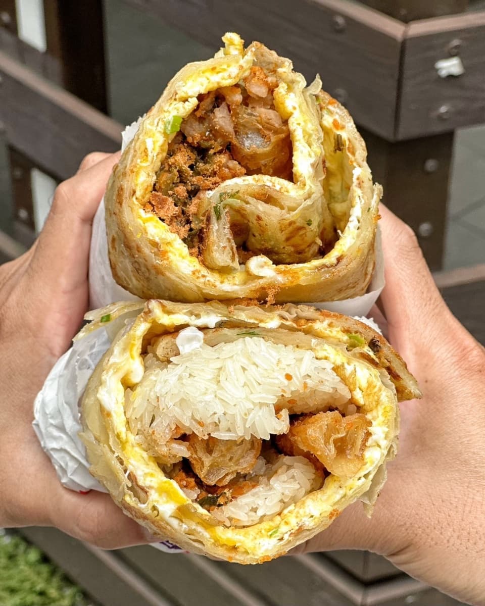 加飯不加價飽整天!台北巨無霸「蔥油餅包飯糰」將歇業,CP值天花版想吃快衝 加飯不加價飽整天!台北巨無霸「蔥油餅包飯糰」將歇業,CP值天花版想吃快衝