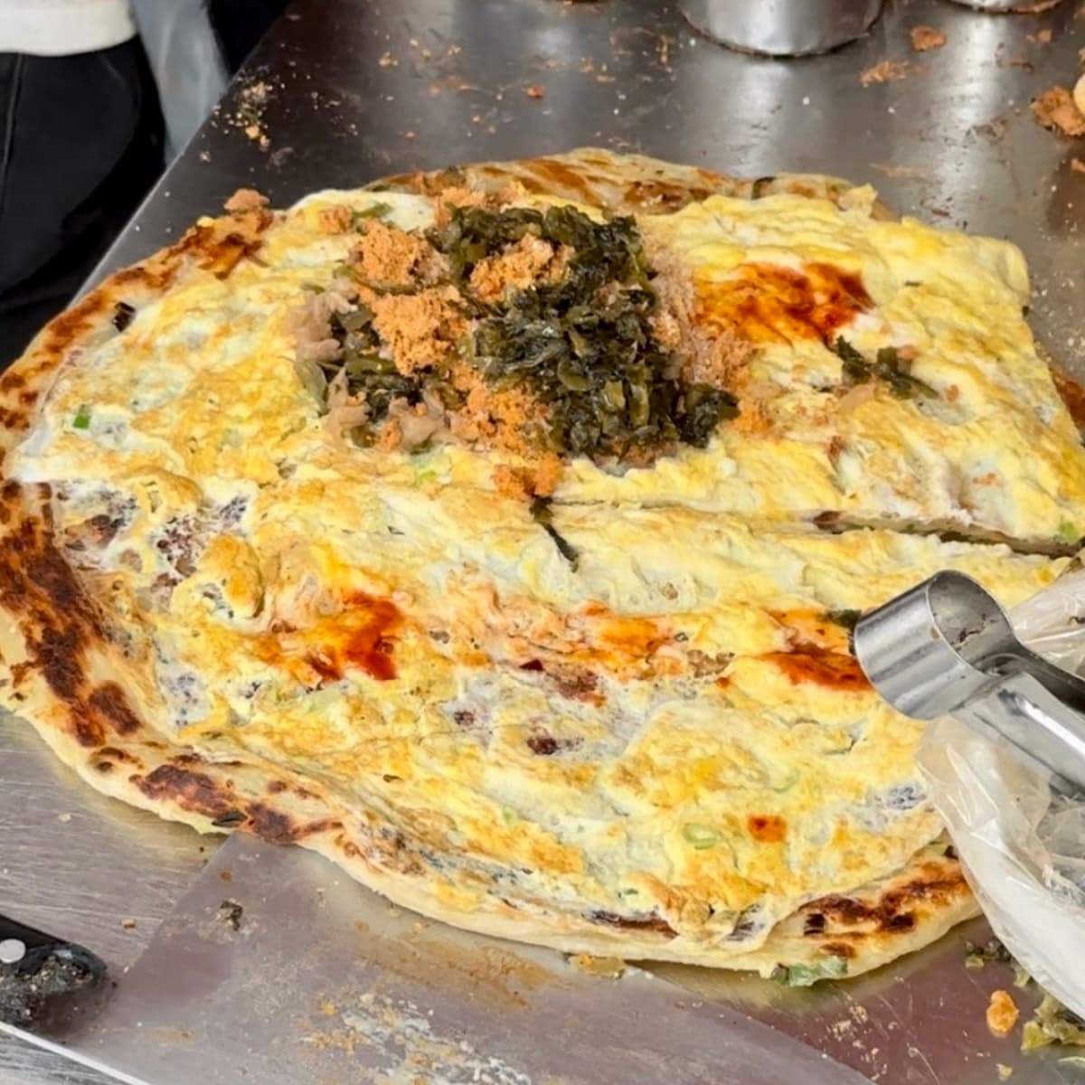 加飯不加價飽整天!台北巨無霸「蔥油餅包飯糰」將歇業,CP值天花版想吃快衝 加飯不加價飽整天!台北巨無霸「蔥油餅包飯糰」將歇業,CP值天花版想吃快衝