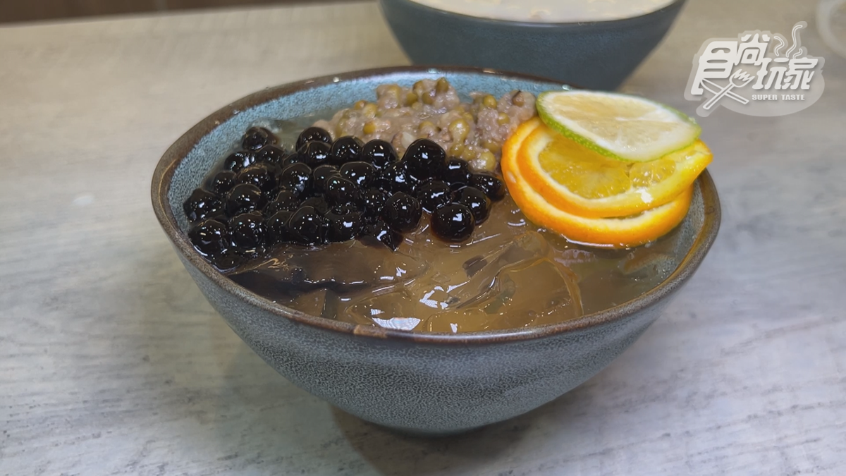 「愛玉冰」也是夏天消暑必點。
