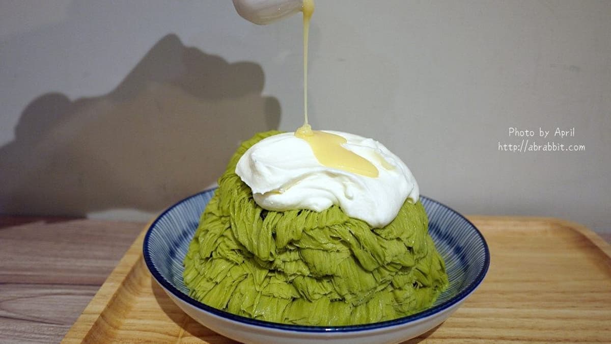 「抹茶雲朵」吃起來不會苦澀，帶點甜。（圖片來源：純粹 - 只是愛吃了點）