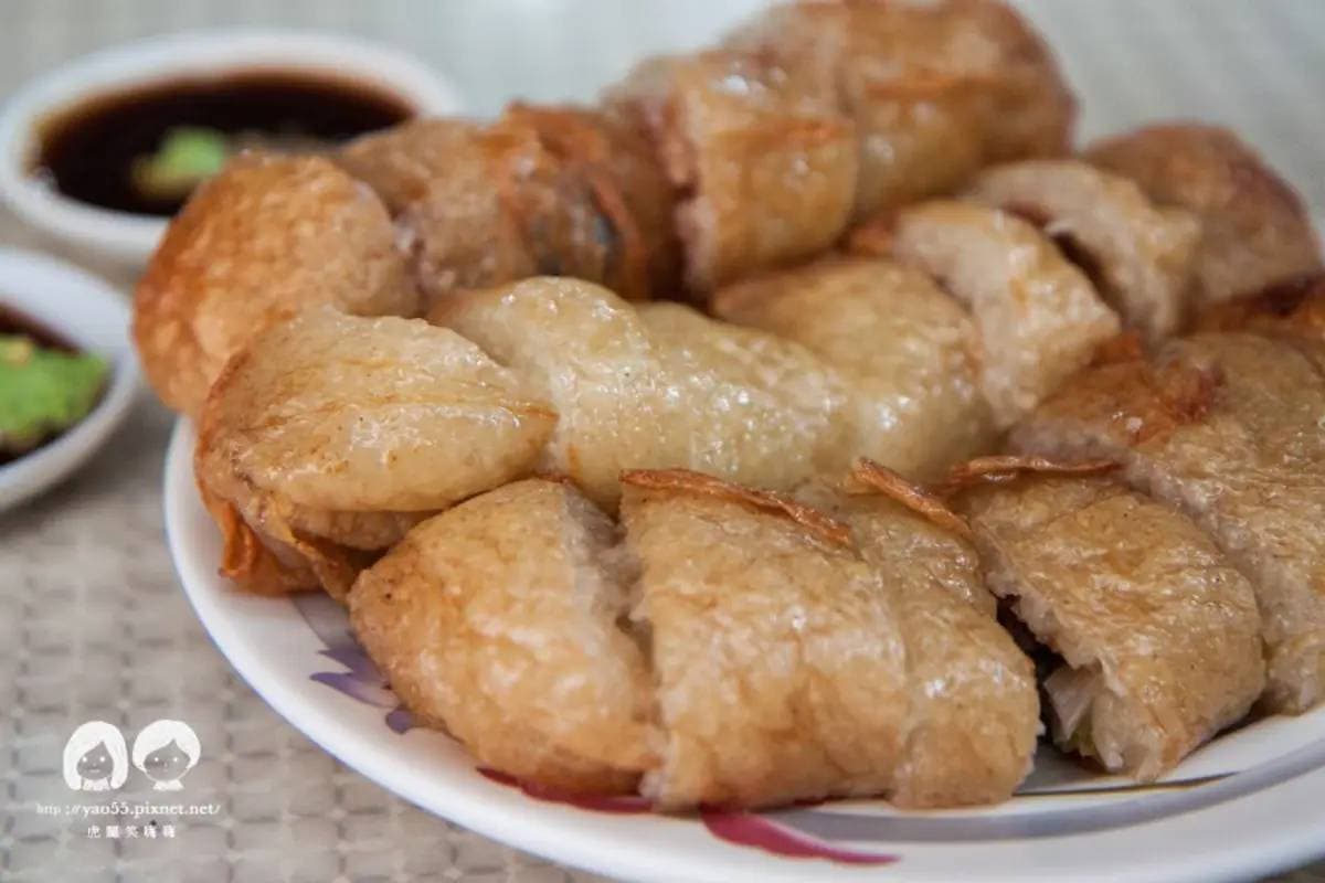 只有高雄吃得到！老市場90年「獨創豬肝捲」，金黃豆皮包「豆薯」口感超Q彈