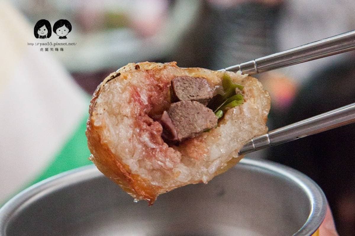 只有高雄吃得到！老市場90年「獨創豬肝捲」，金黃豆皮包「豆薯」口感超Q彈