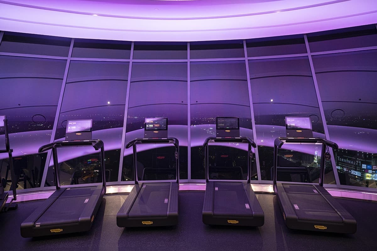超狂星際主題水上樂園！霸氣搬進五星親子飯店，瘋玩８米高滑梯、宇宙飛船