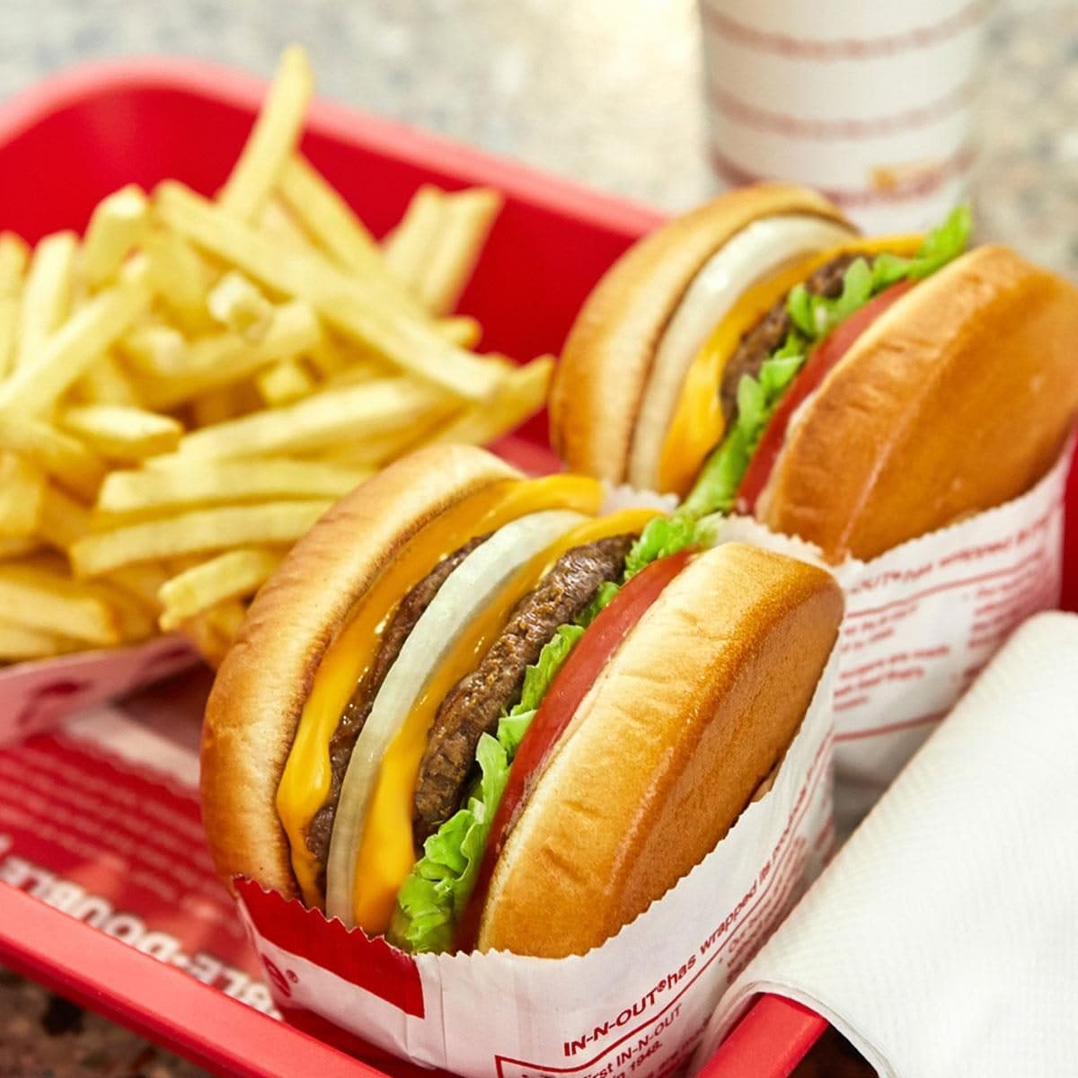 比麥當勞更狂!美國速食霸主In-N-Out Burger來台快閃,3款漢堡1日限量開賣 比麥當勞更狂!美國速食霸主In-N-Out Burger來台快閃,3款漢堡1日限量開賣
