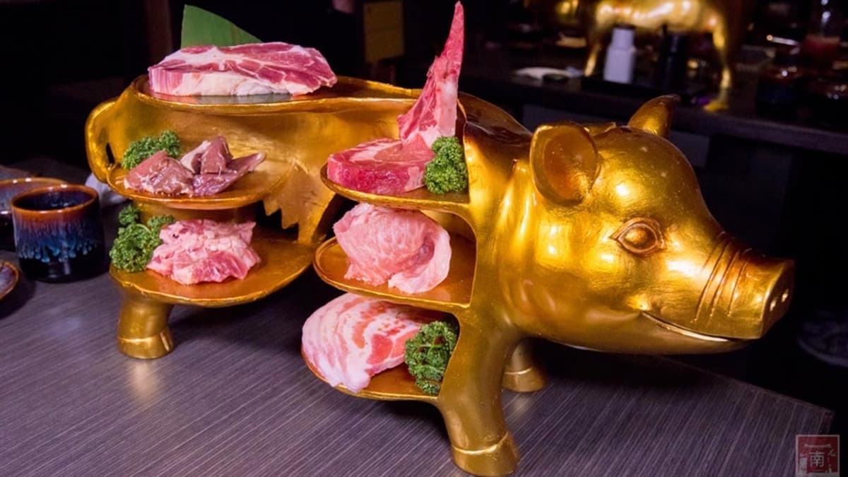 主打燒肉結合日式料理，有前菜、小菜、主食、甜點等。（圖片來源：南人幫-Life in Tainan）