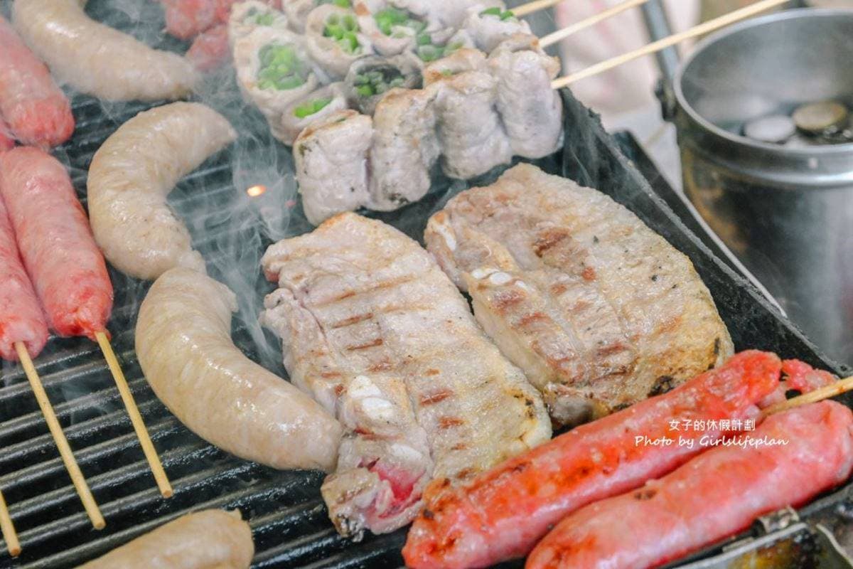 山腳下排隊美食！礁溪傳奇「大腸包香腸」想吃看運氣，隱藏版烤五花內行才知