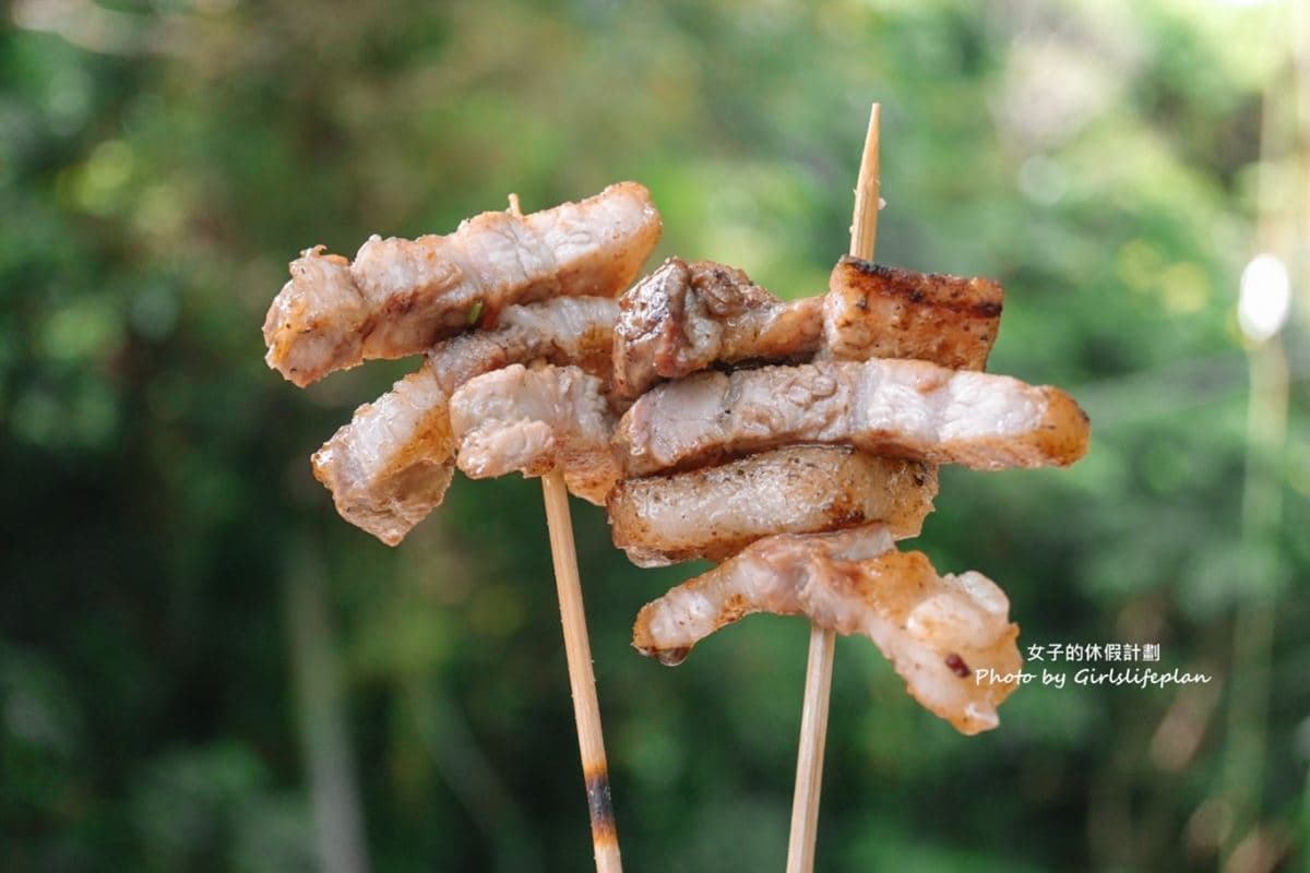 山腳下排隊美食！礁溪傳奇「大腸包香腸」想吃看運氣，隱藏版烤五花內行才知
