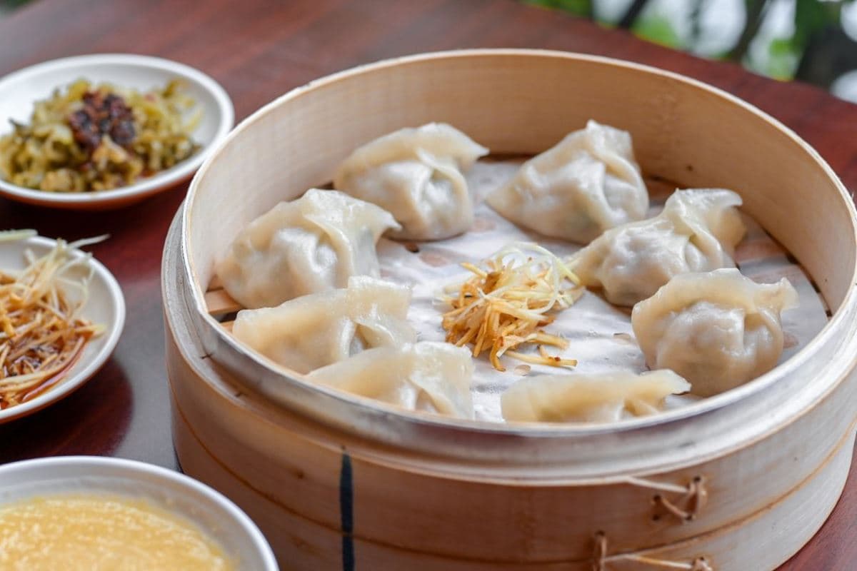 豆花、小米粥無限吃!新竹人激推「爆汁煎餃」CP值超高,必點花生蛋餅尬香菜 豆花、小米粥無限吃!新竹人激推「爆汁煎餃」CP值超高,必點花生蛋餅尬香菜