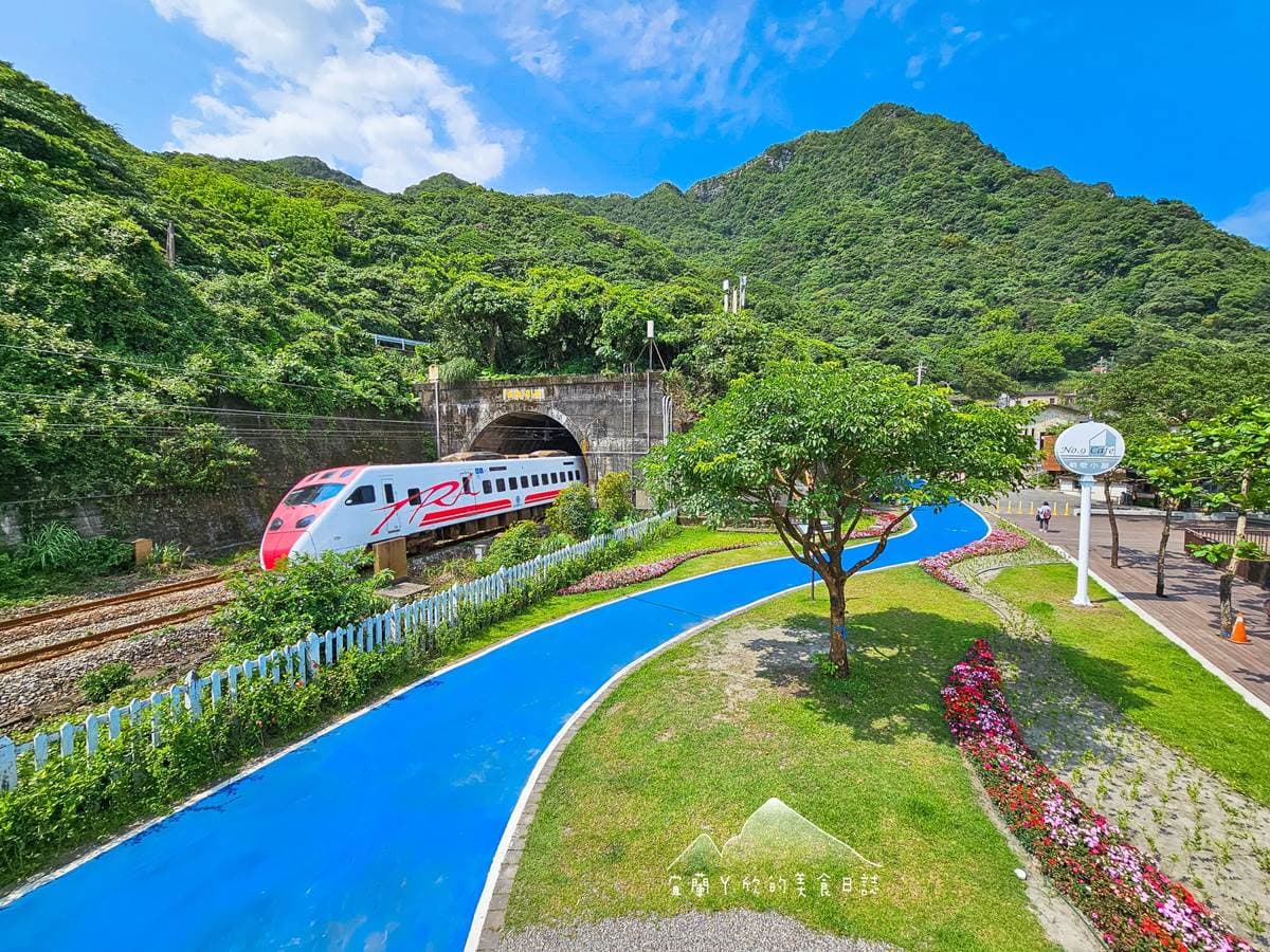【新開店】宜蘭最美海景在這!2樓落地窗景想拍先預約,再衝鐵路隧道騎車去 【新開店】宜蘭最美海景在這!2樓落地窗景想拍先預約,再衝鐵路隧道騎車去