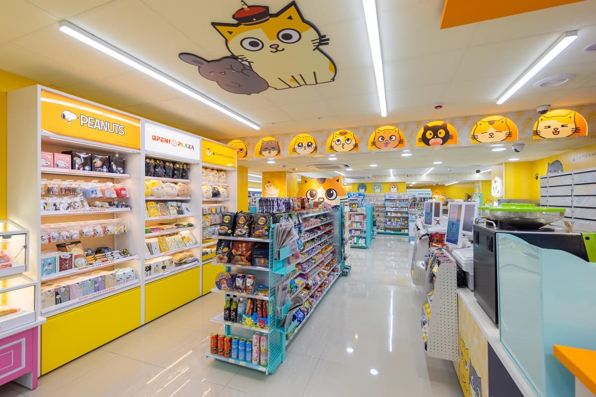 全台首家「7-11x黃阿瑪主題店」太好拍!超Q宮廷風用餐區、咖啡專屬杯快朝聖 全台首家「7-11x黃阿瑪主題店」太好拍!超Q宮廷風用餐區、咖啡專屬杯快朝聖
