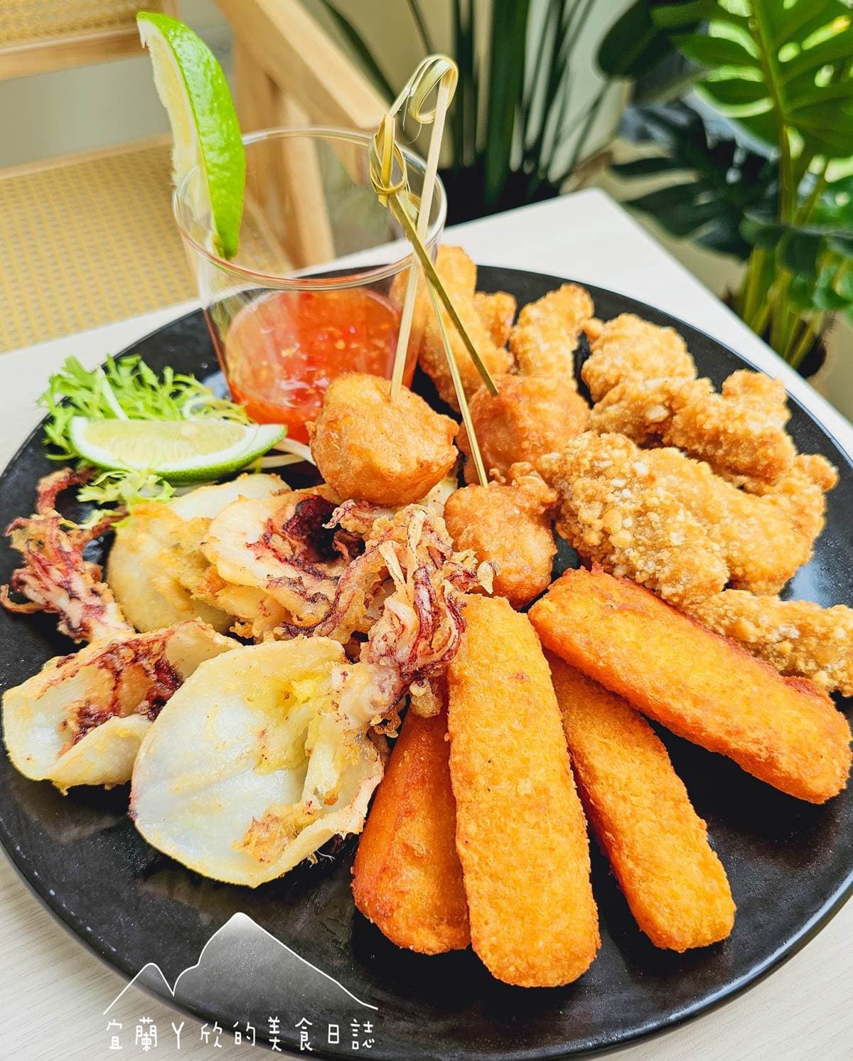 【新開店】宜蘭最美海景在這!2樓落地窗景想拍先預約,再衝鐵路隧道騎車去 【新開店】宜蘭最美海景在這!2樓落地窗景想拍先預約,再衝鐵路隧道騎車去
