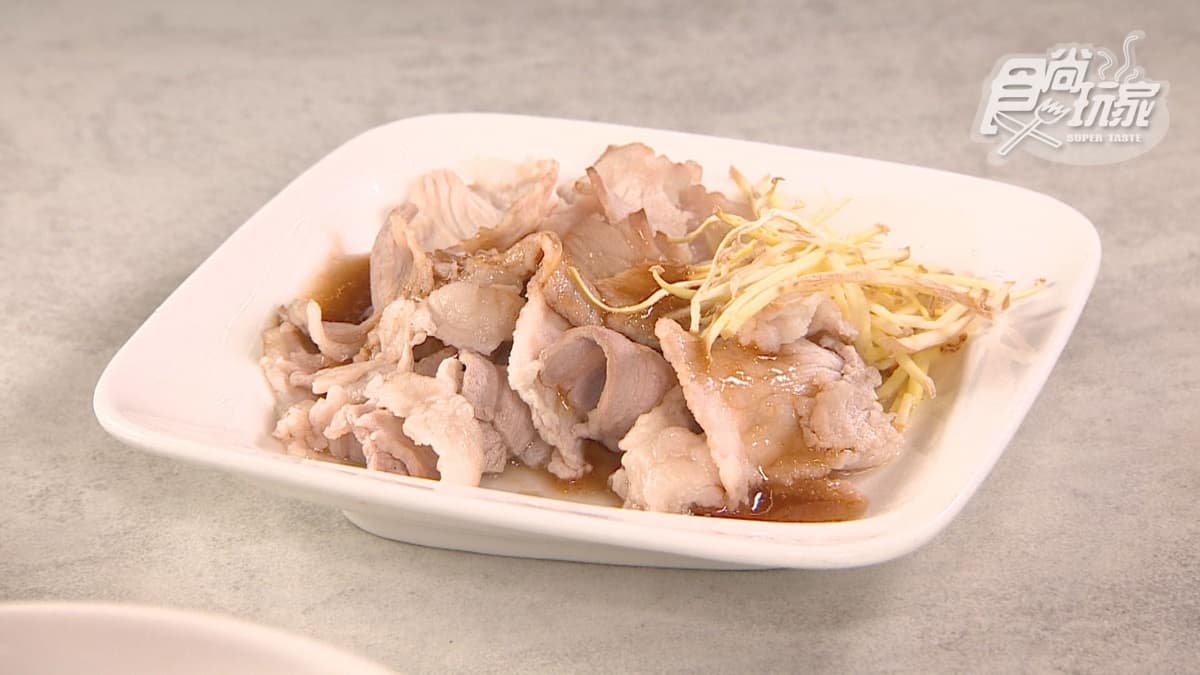 「蒜泥白肉」味道很清爽，蒜味濃又帶有醬油的甜味。