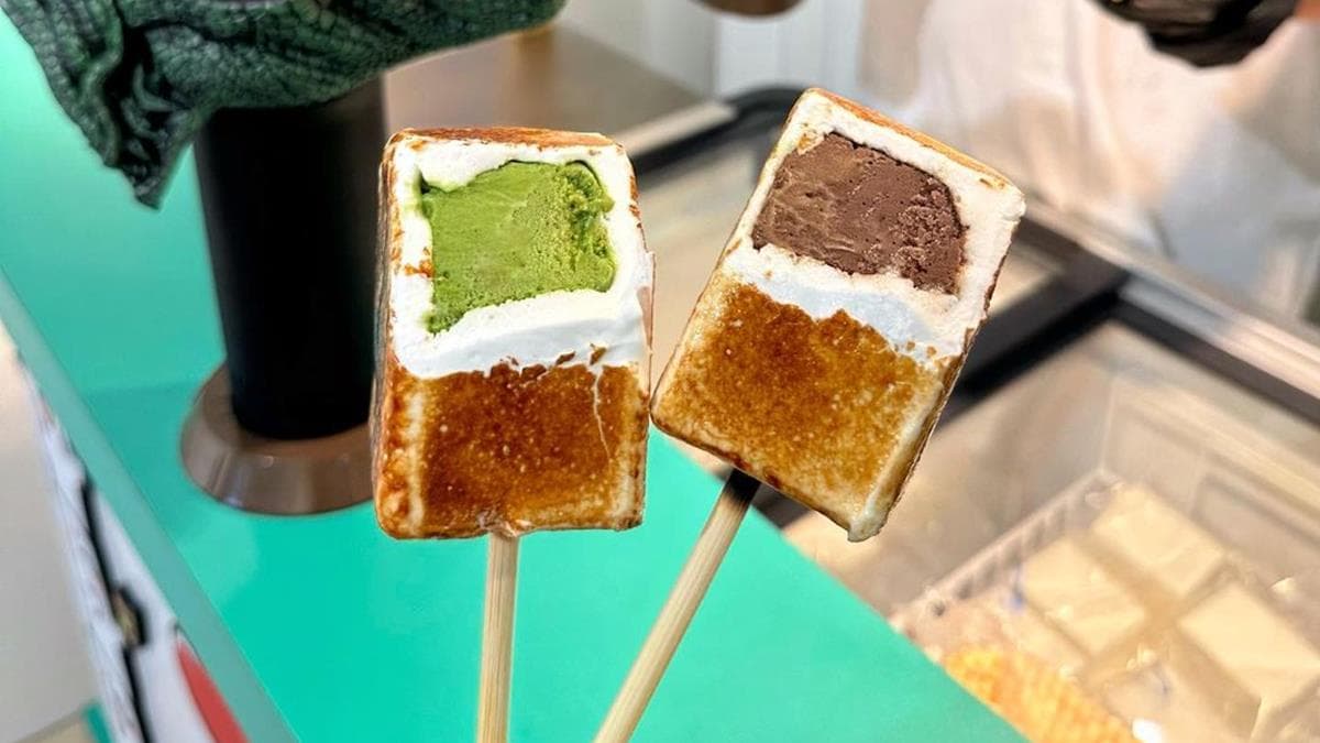 內餡的冰淇淋有巧克力、抹茶２種口味。（圖片來源：IG@foodtaichung_teddy）