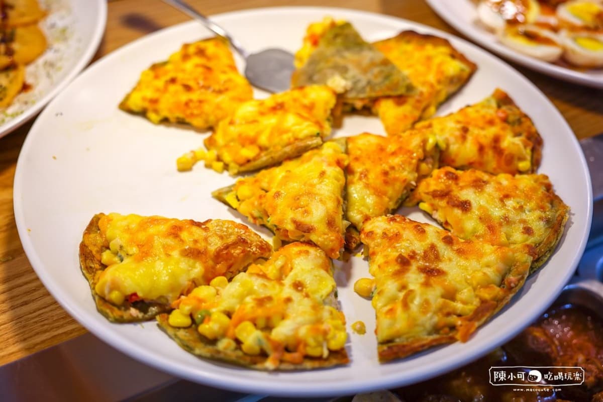 10元白飯、地瓜粥吃到飽！板橋「佛系自助餐」50道菜任夾，網推素食者的天堂
