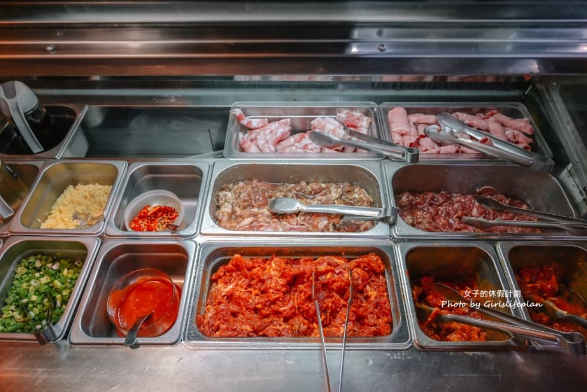 韓國老闆來台開店！高雄299元道地韓食吃到飽，韓式炸雞、小菜、煎餅任你吃