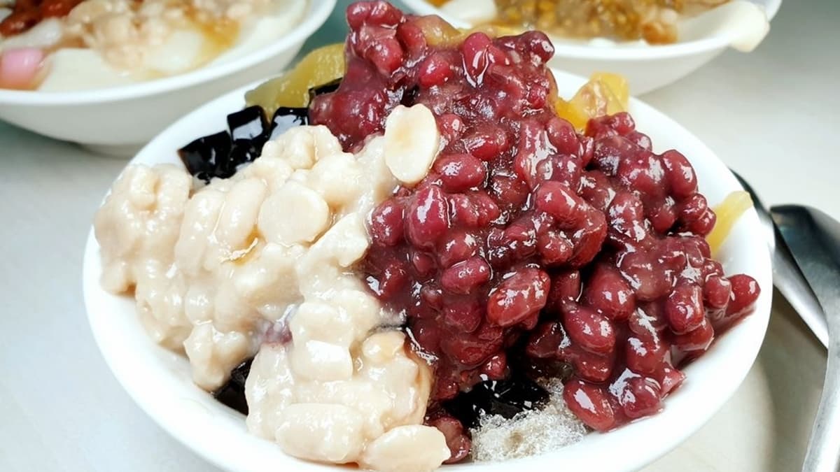 剉冰配料真的有夠多，續冰再吃第２碗都沒問題。（圖片來源：狐狸金的日常）