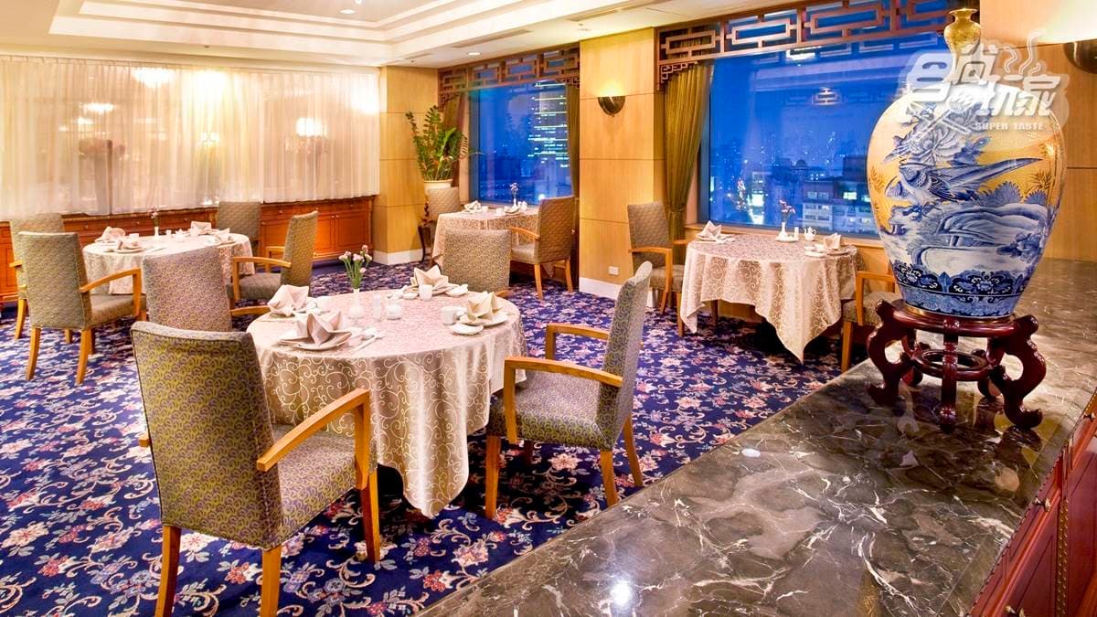 「金園中餐廳」特色是古典風格的用餐環境。（圖片來源：台中金典酒店）
