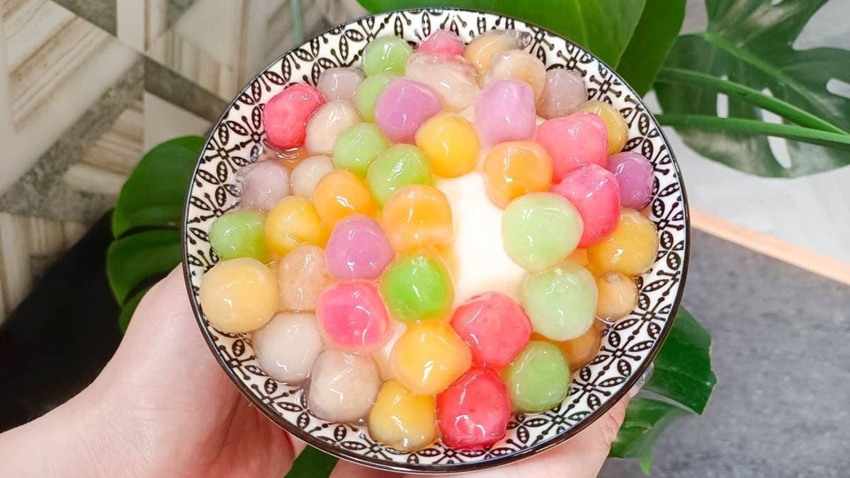 繽紛QQ豆花滿不錯吃的，淋上黑糖漿甜度也挺剛好。（圖片來源：Nancy將的生活筆計本）