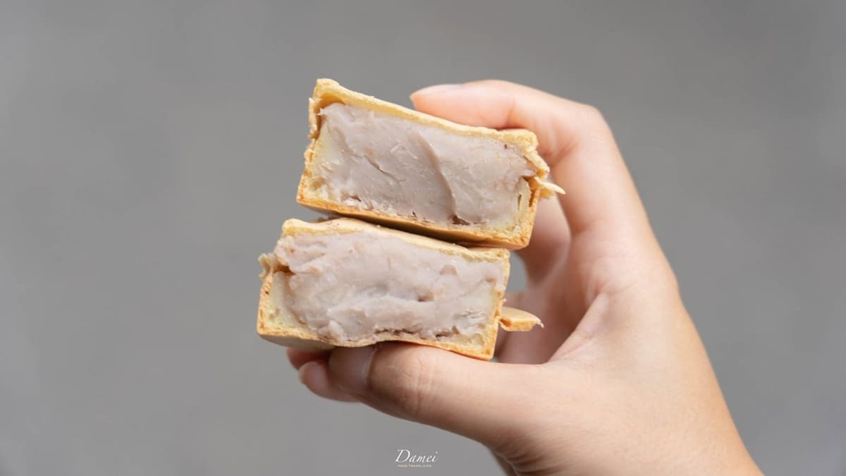 芋頭是季節限定口味，內餡綿密且飽滿。（圖片來源：大妹吃太飽）