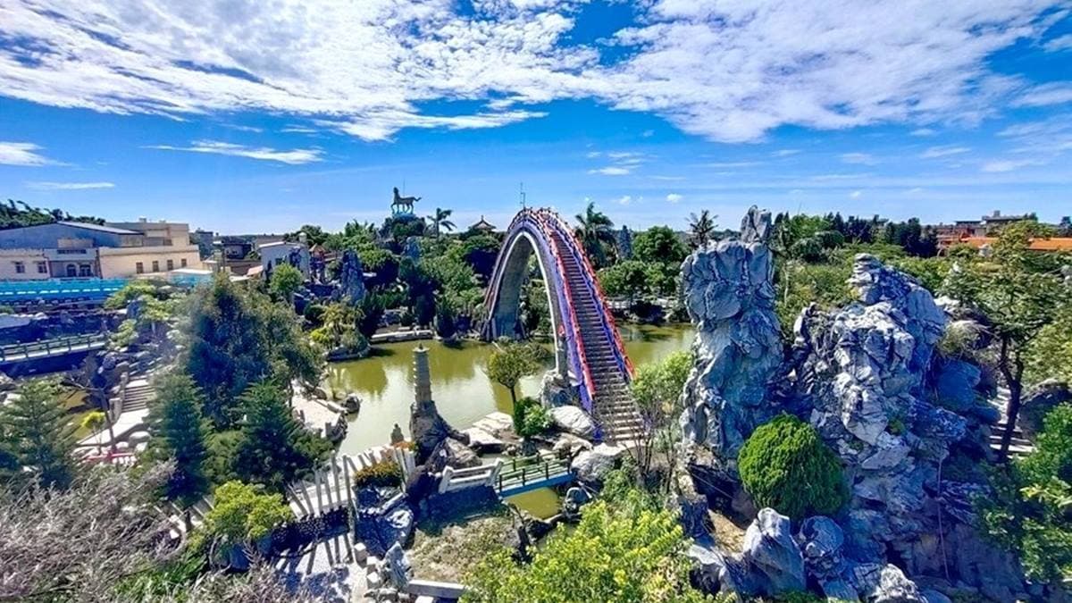 「五年千歲公園」位於雲林縣褒忠鄉、馬鳴山鎮安宮旁。（圖片來源：大口老師的走跳學堂!）