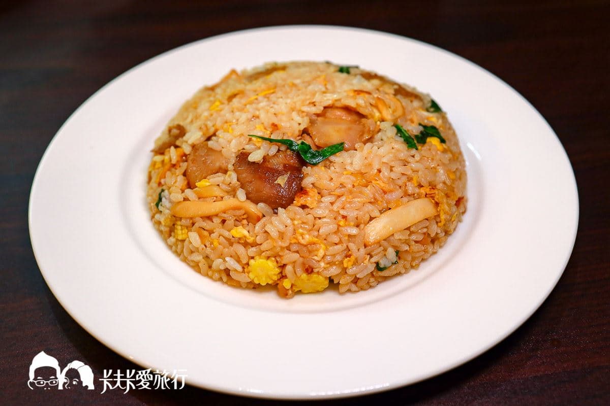 「宜蘭最強炒飯」熄燈倒數！獨門「三杯雞飯」奪冠，創意鴨賞炒飯也要吃