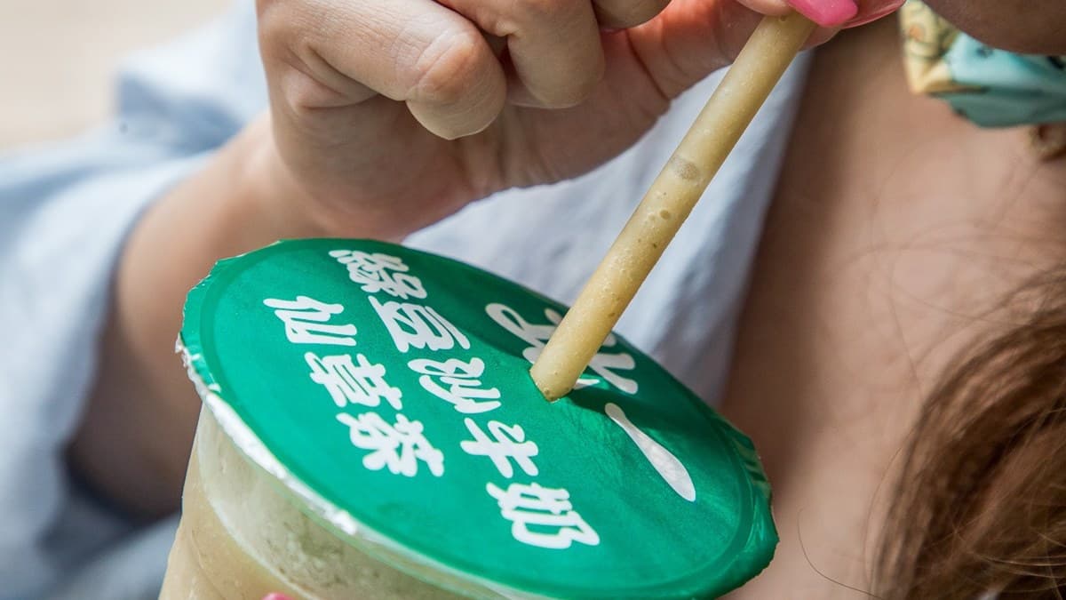 綠豆沙喝起來像打碎的綠豆湯，夏天喝很解渴。（圖片來源：大手牽小手玩樂趣）