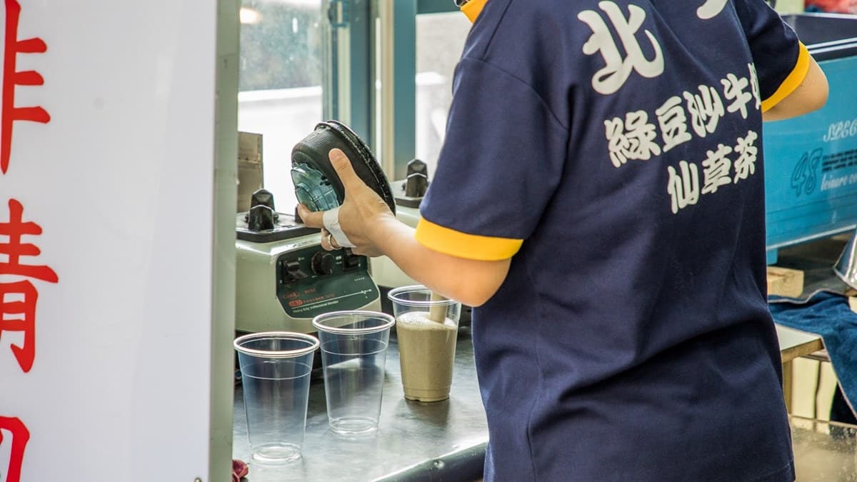 綠豆沙是現打的，跟一般先打好做成冰沙的綠豆沙不大一樣。（圖片來源：大手牽小手玩樂趣）
