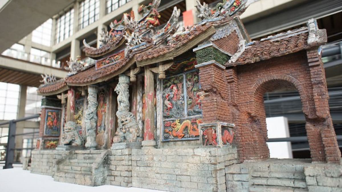 館內可以看到藝術家們鬼斧神工的雕塑作品。（圖片來源：菓子の幸福週記）