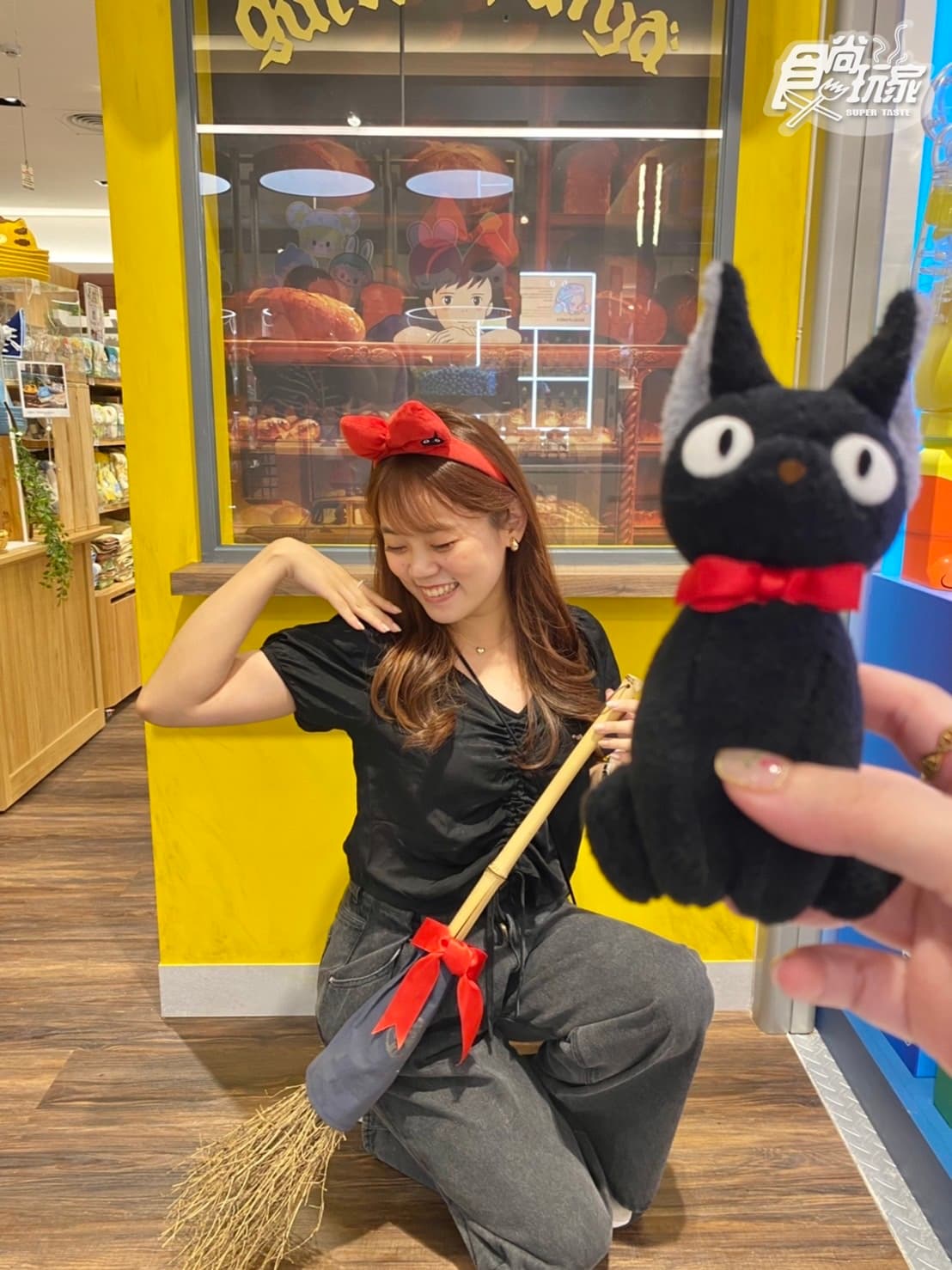 台中人先衝！「橡子共和國」台中中港店大改裝，巨大貓巴士睡袋、送龍貓杯墊