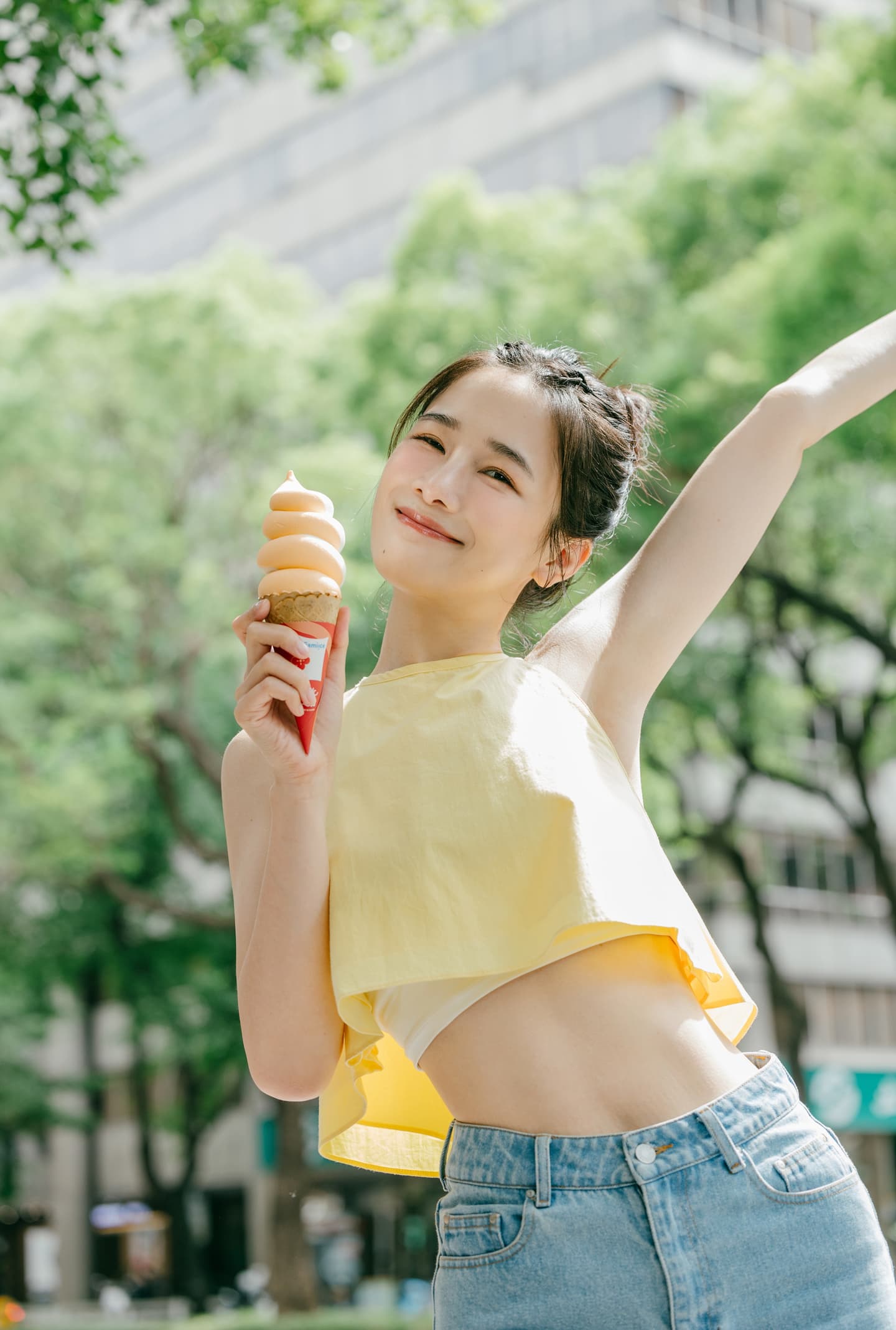 全家「木瓜牛奶、椰椰奶奶」霜淇淋雙口味!9元吃霜淇淋,聯手千千推3冰品 全家「木瓜牛奶、椰椰奶奶」霜淇淋雙口味!9元吃霜淇淋,聯手千千推3冰品