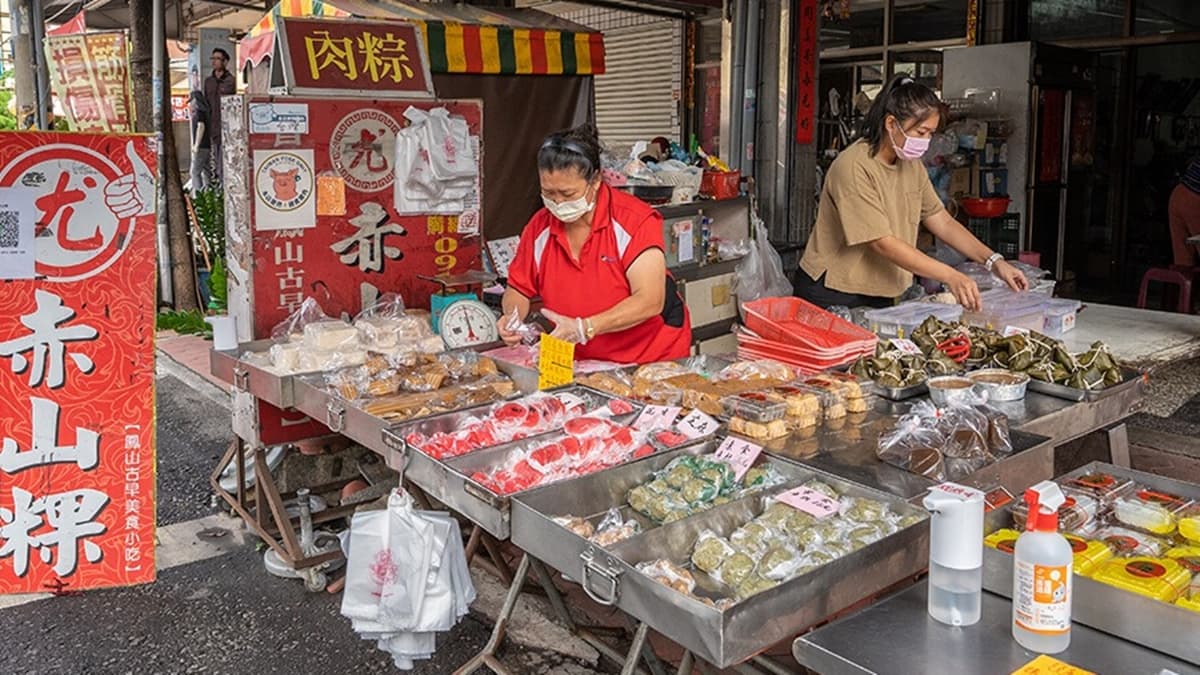 「尤家赤山粿」是高雄鳳山在地開了60年的老店。（圖片來源：虎麗笑嗨嗨）