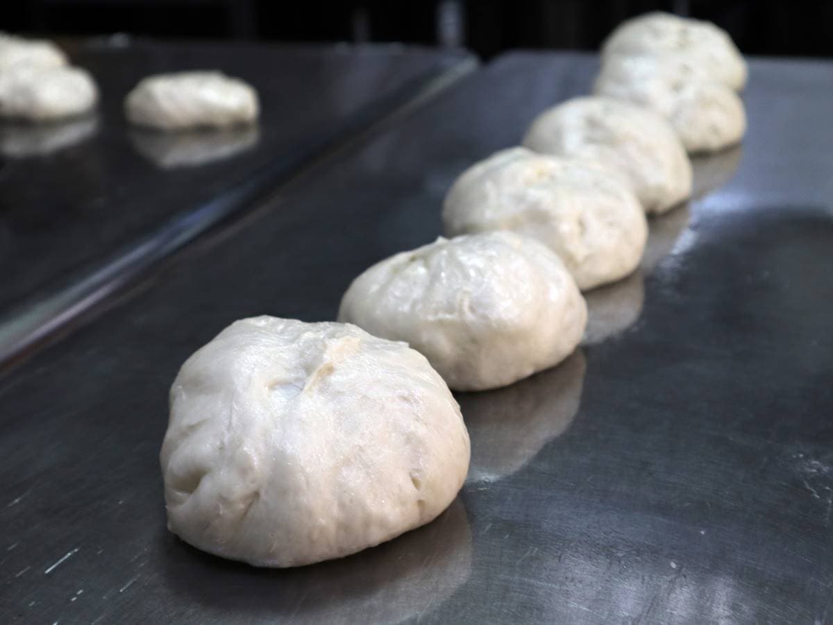 港仔推薦來台必吃！南港「排隊蘿蔔絲餅」重現眷村味，皮薄酥脆咬下超唰嘴