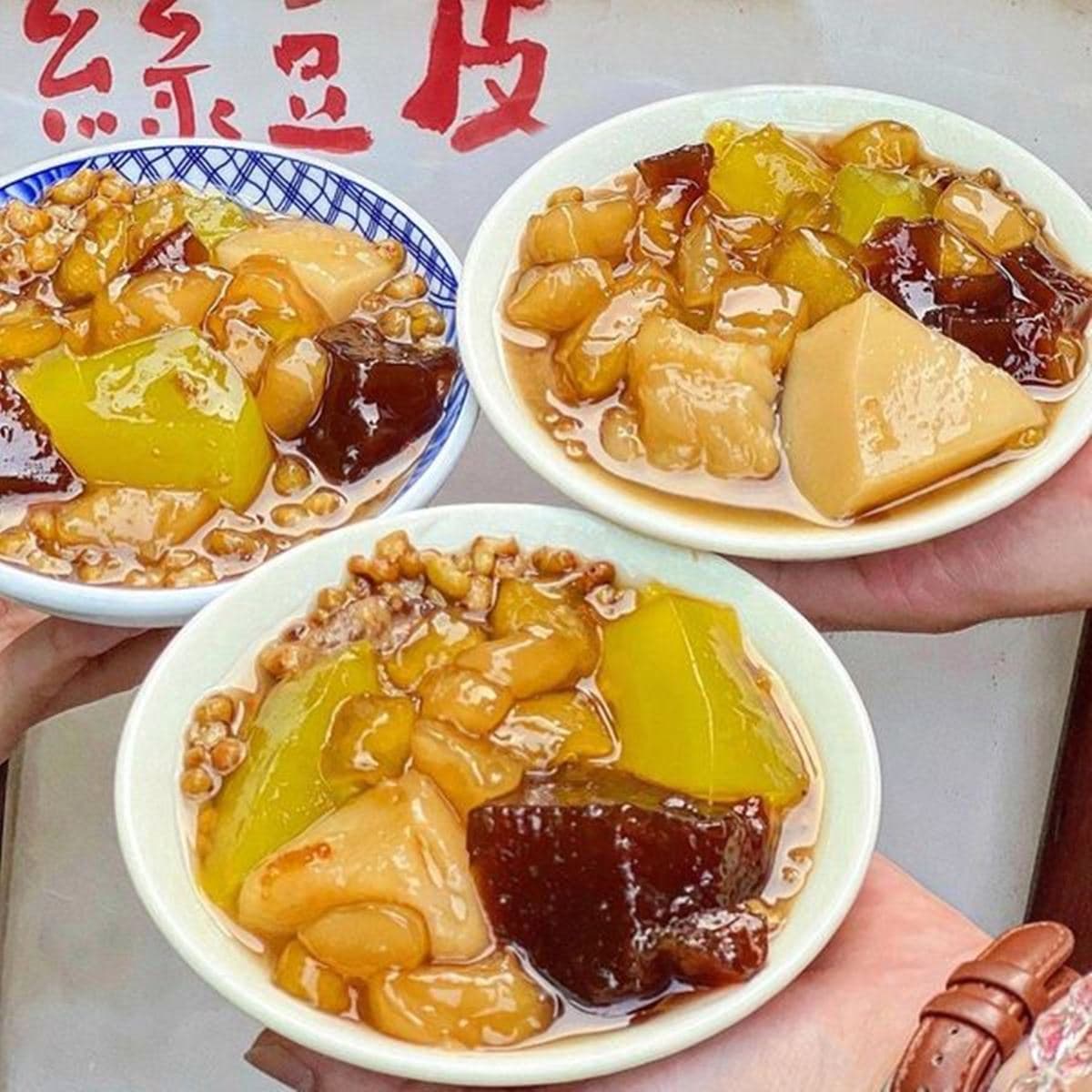 衝台南呷甜甜！超強６特色冰品、飲品：巨無霸珍奶、20元泡泡冰、特大號芋圓