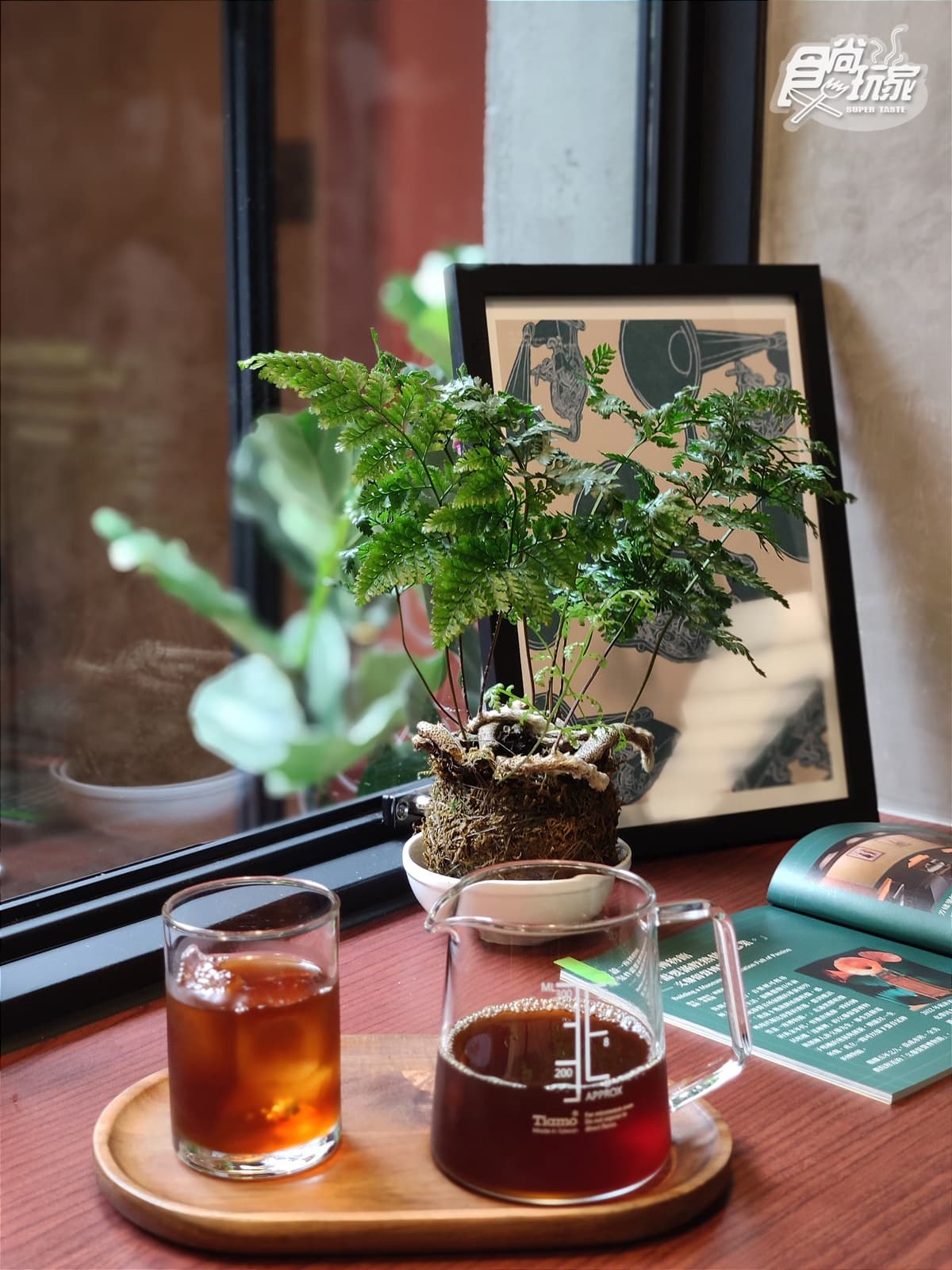 全台唯一「留聲機博物館咖啡店」！美拍台南老屋下午茶，聽黑膠配可麗露