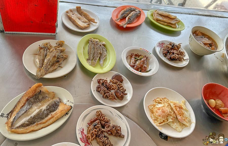 在地運將口袋名單!「古早味雜菜湯」料多撈不完,必搭煎魚腸、滷小捲最對味 在地運將口袋名單!「古早味雜菜湯」料多撈不完,必搭煎魚腸、滷小捲最對味