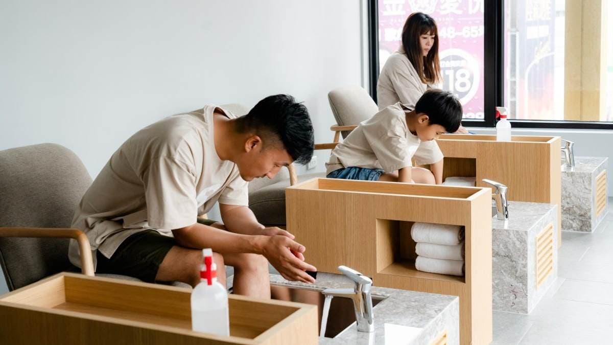「足浴池」是免費的公共設施。（圖片來源：我不是黃臉婆，我是韓國黃太太。）