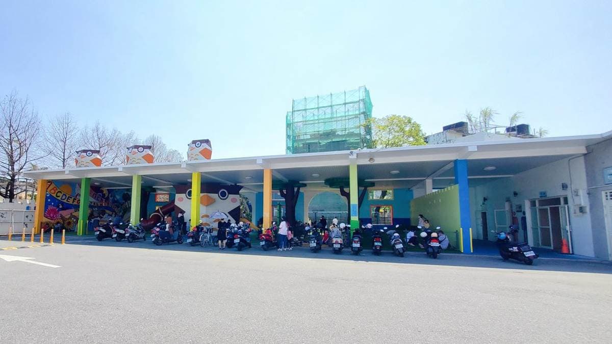 「貓頭鷹兒童遊戲公園」位於「進豐生活園區」內。（圖片來源：晨晨喬喬玩樂日記）