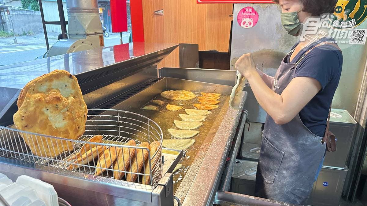 店家目前已營業30年以上，而且價格不貴，很受學生族喜歡。